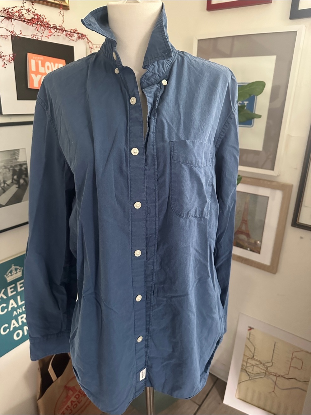 American Eagle Outfitters Men's Button-Down Shirt in Washed Slate Blue